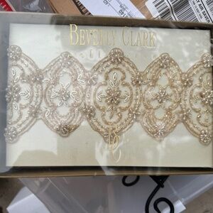 NIB Beverly Clark Wedding Luxe Wedding Guest Book & Silver Filigree Base Pen